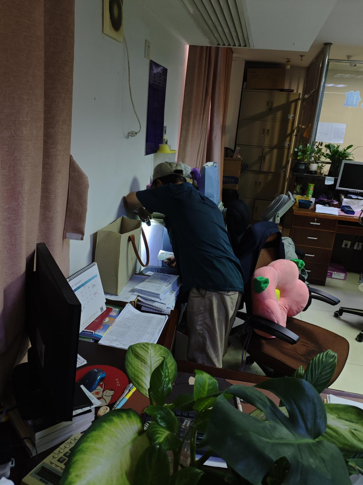 驱除“四害”，，，，，，，“卫”爱同行